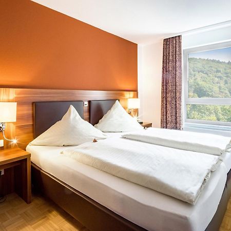Hotel & Residenz Am Kurpark Schlangenbad Kültér fotó