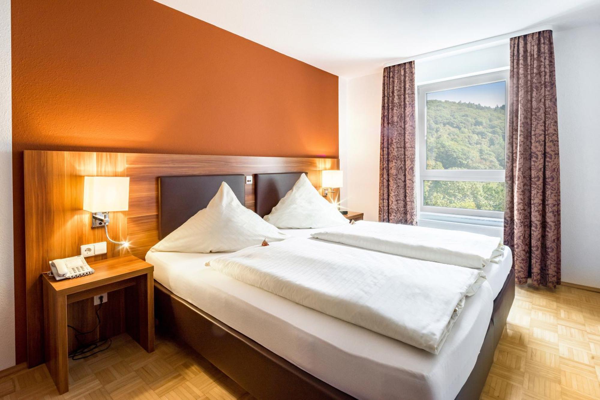 Hotel & Residenz Am Kurpark Schlangenbad Kültér fotó