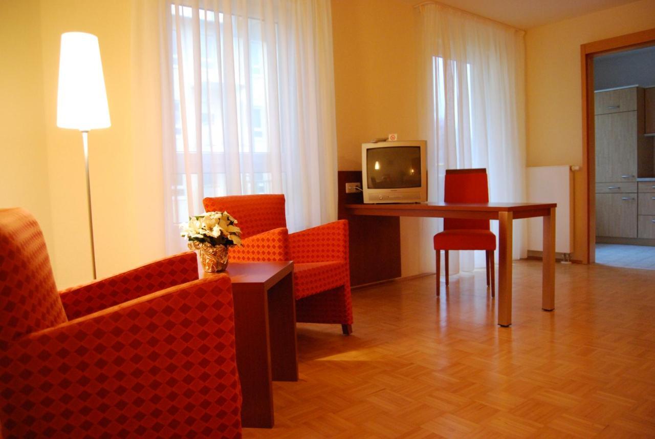 Hotel & Residenz Am Kurpark Schlangenbad Kültér fotó