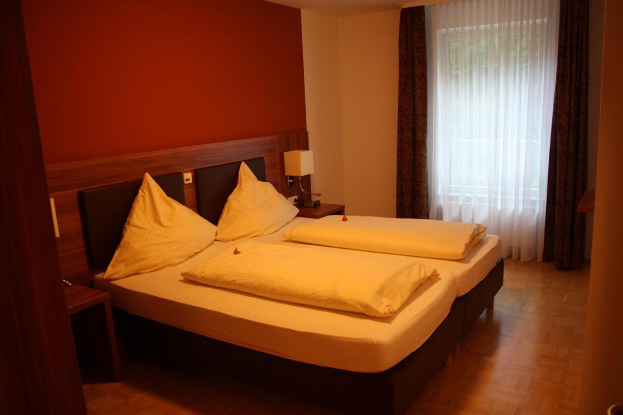 Hotel & Residenz Am Kurpark Schlangenbad Kültér fotó